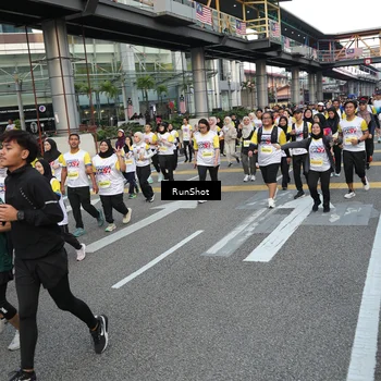Runner Photo 4558662