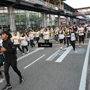 Runner Photo 4558665