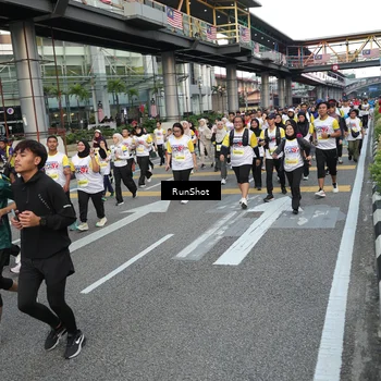 Runner Photo 4558673