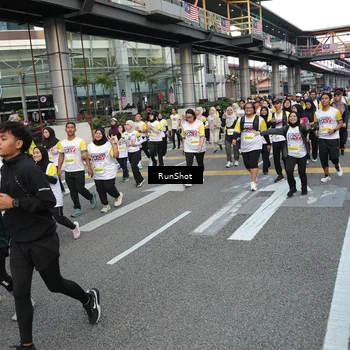 Runner Photo 4558677