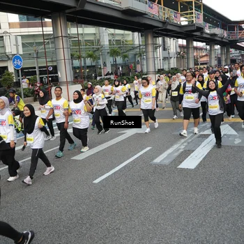 Runner Photo 4558690