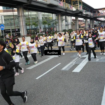 Runner Photo 4558835