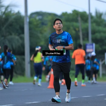Runner Photo 4558924