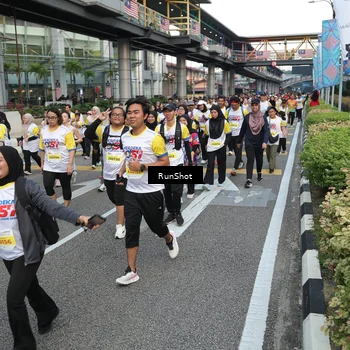 Runner Photo 4559004