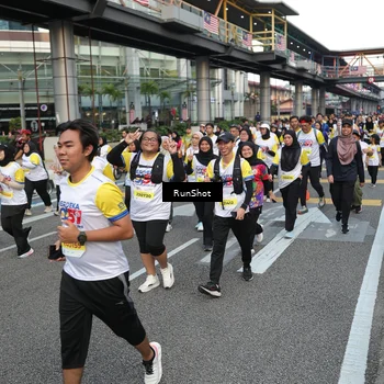 Runner Photo 4559059