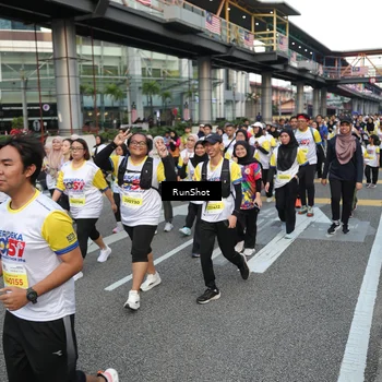 Runner Photo 4559076