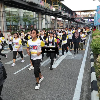 Runner Photo 4559134