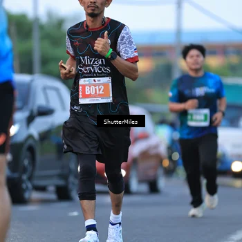 Runner Photo 4559153