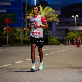 Runner Photo 4559341