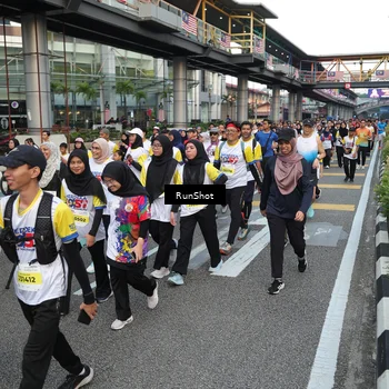 Runner Photo 4559349
