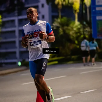 Runner Photo 4559373