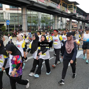 Runner Photo 4559549