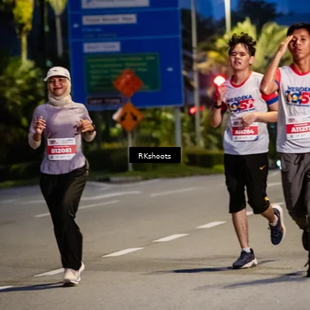 Runner Photo 4559573