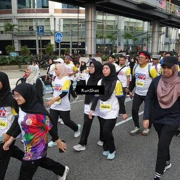 Runner Photo 4559591