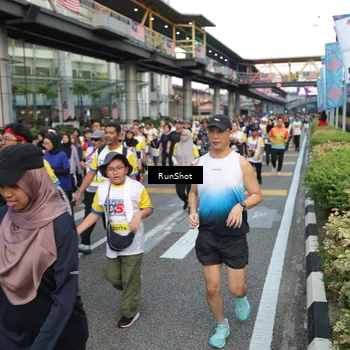 Runner Photo 4559690