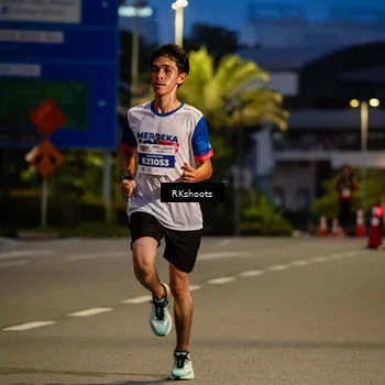 Runner Photo 4559752