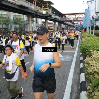 Runner Photo 4559753