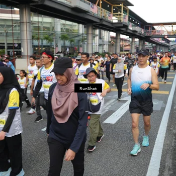 Runner Photo 4559761