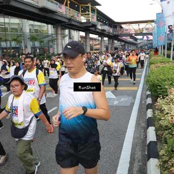 Runner Photo 4559767