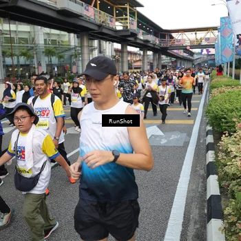 Runner Photo 4559769