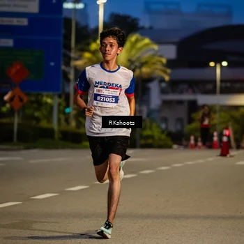 Runner Photo 4559799