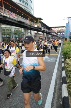 Runner Photo 4559833