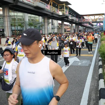 Runner Photo 4559852