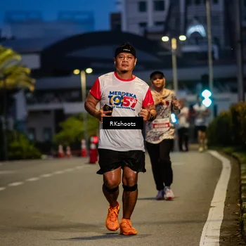 Runner Photo 4559857