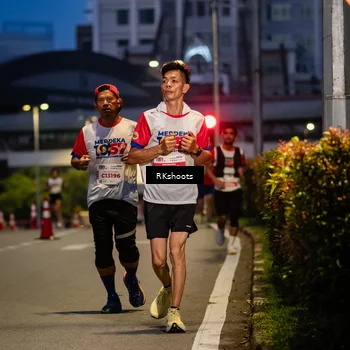 Runner Photo 4559942