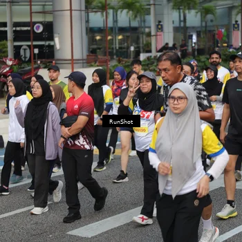 Runner Photo 4559972