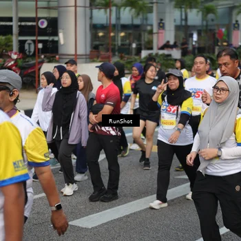 Runner Photo 4559973