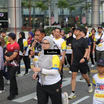 Runner Photo 4559997