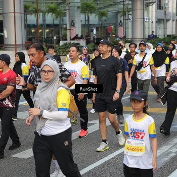 Runner Photo 4560009