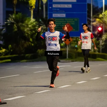 Runner Photo 4560037