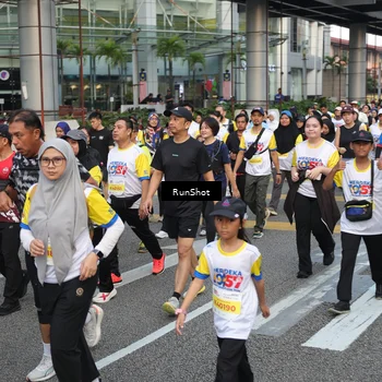 Runner Photo 4560045