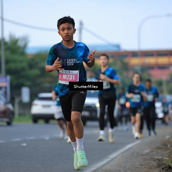 Runner Photo 4560078