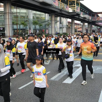 Runner Photo 4560107