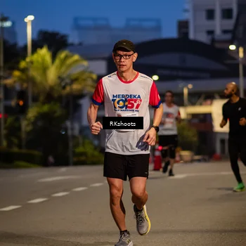 Runner Photo 4560115