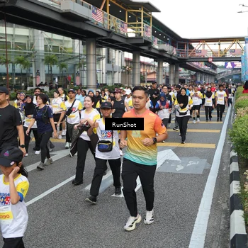 Runner Photo 4560182
