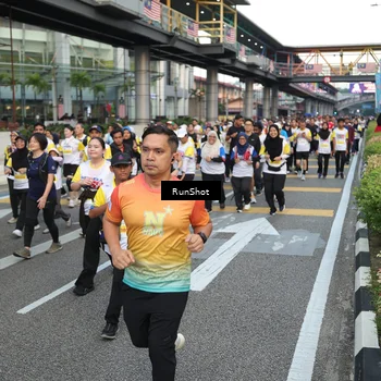 Runner Photo 4560214
