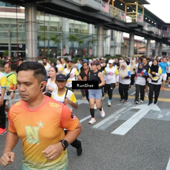 Runner Photo 4560243