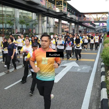 Runner Photo 4560253