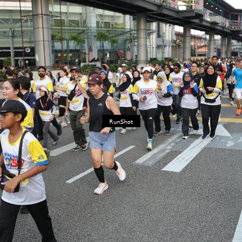 Runner Photo 4560312