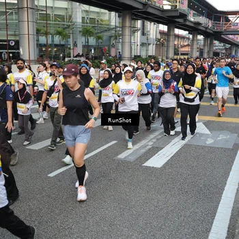 Runner Photo 4560327