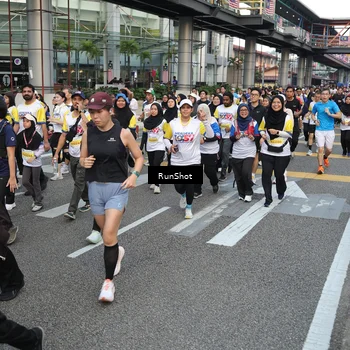 Runner Photo 4560331