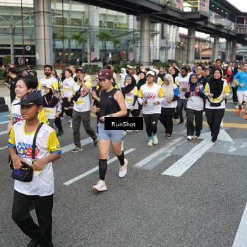 Runner Photo 4560335