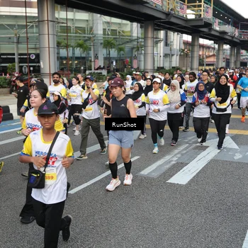 Runner Photo 4560364