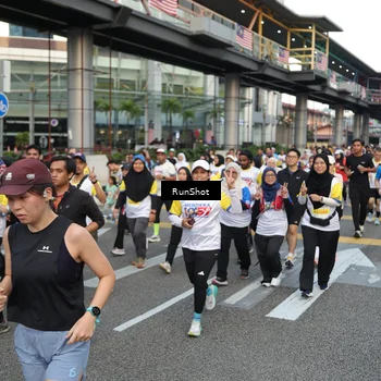 Runner Photo 4560380