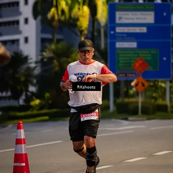 Runner Photo 4560388