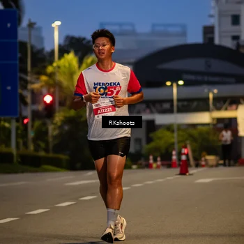 Runner Photo 4560398